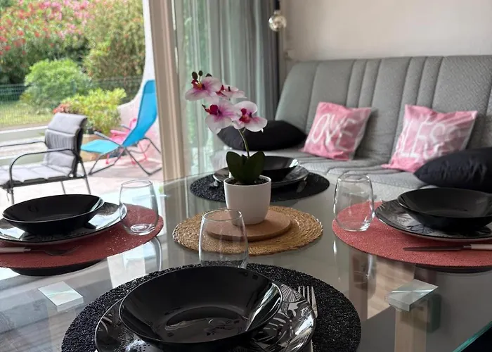St Cyprien Moderne Et Lumineux Rez De Jardin Apartmán *